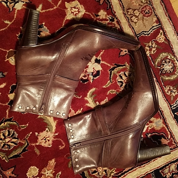 ARTURO CHIANG 10 Pointed toe Studded Embroidered Brown leather bootie Zipper - Picture 3 of 16